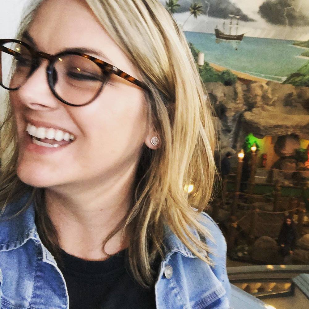Meet your Posher, Jennifer